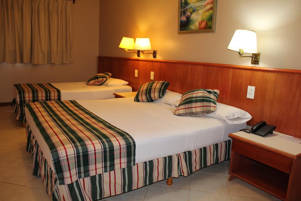 Marcopolo Suites Iguazu Puerto Iguazú Zewnętrze zdjęcie