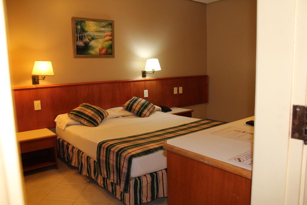 Marcopolo Suites Iguazu Puerto Iguazú Zewnętrze zdjęcie